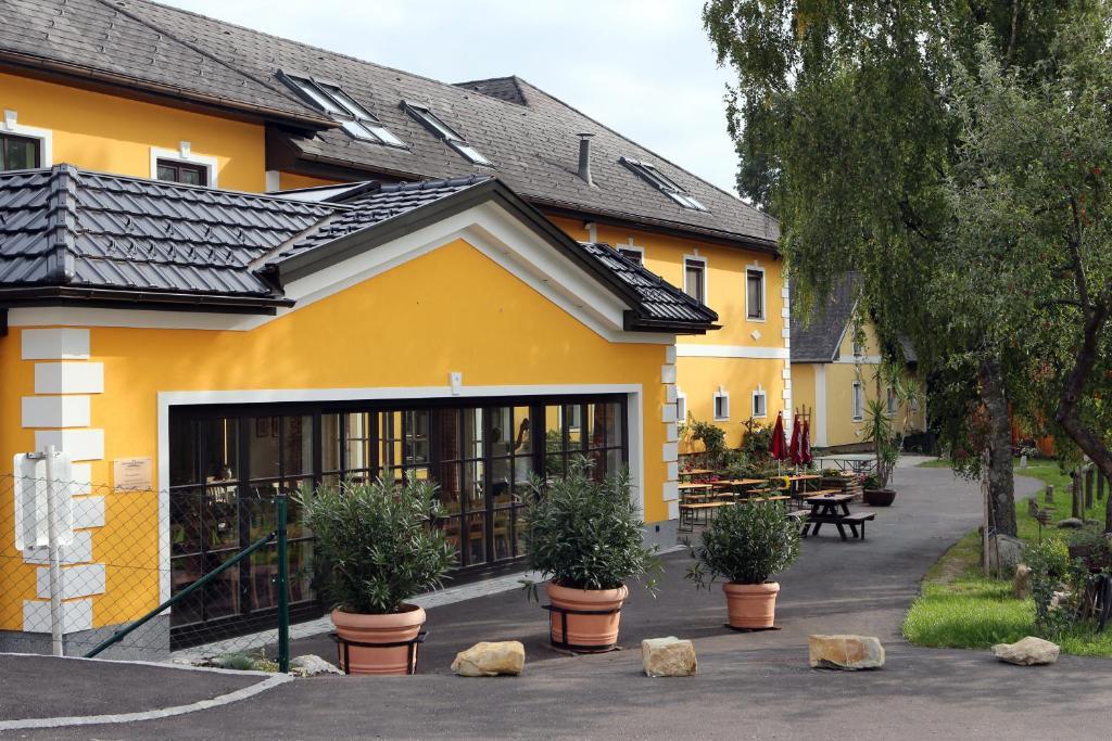Perbersdorfer Heuriger Hotell Neuhofen an der Ybbs Exteriör bild