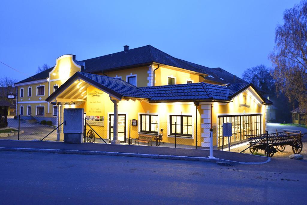 Perbersdorfer Heuriger Hotell Neuhofen an der Ybbs Exteriör bild