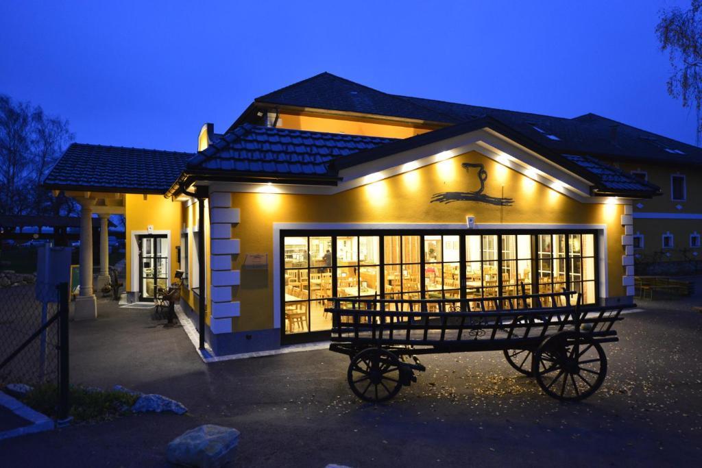 Perbersdorfer Heuriger Hotell Neuhofen an der Ybbs Exteriör bild